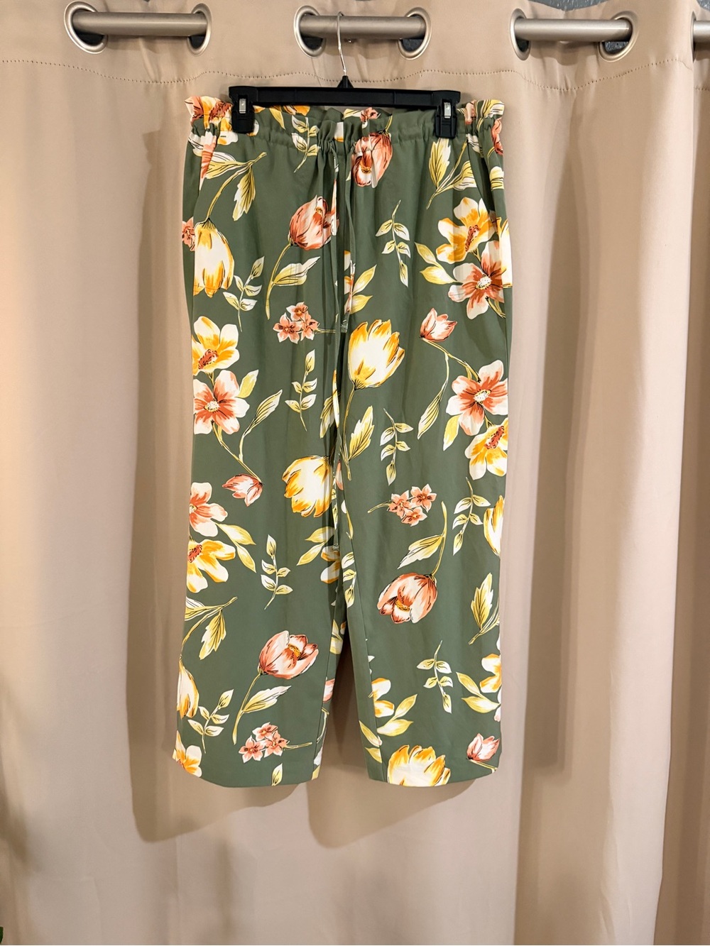 Jules & Leopold Olive Green Floral Pull-On Pants with Yellow & Pink Blooms